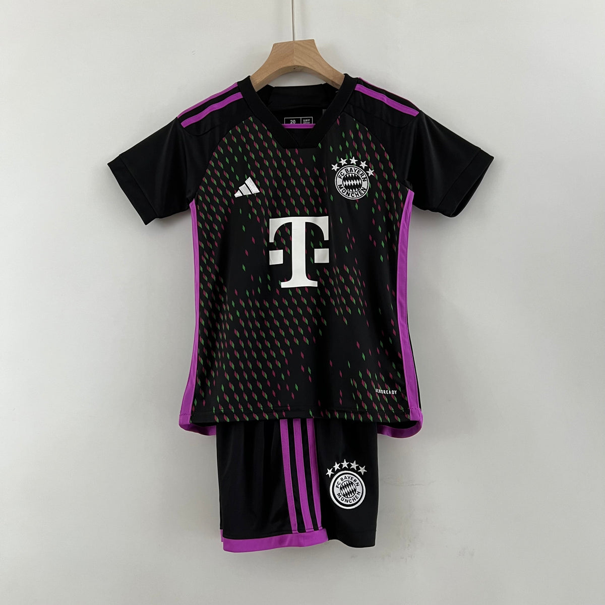 BAYERN MUNICH II 23/24 CONJUNTO INFANTIL