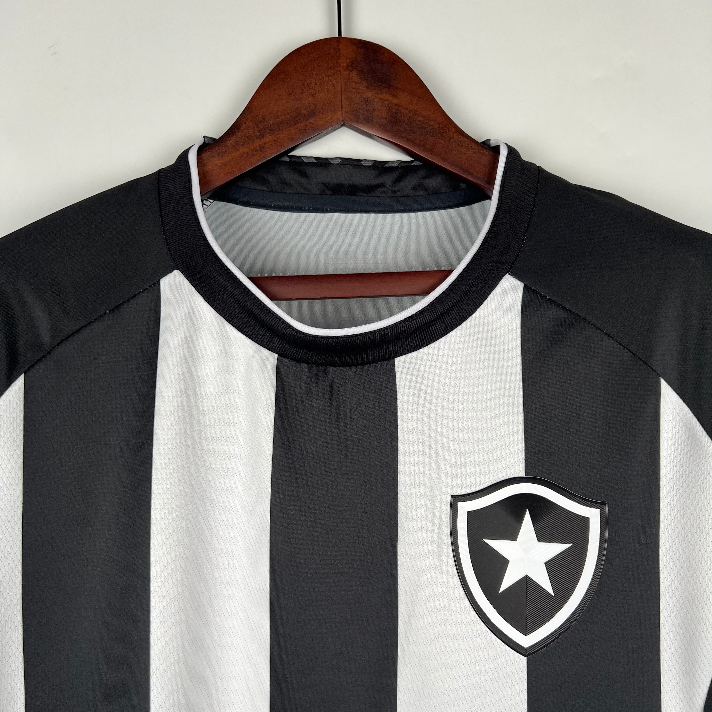 Botafogo I fără sponsor 23/24 om