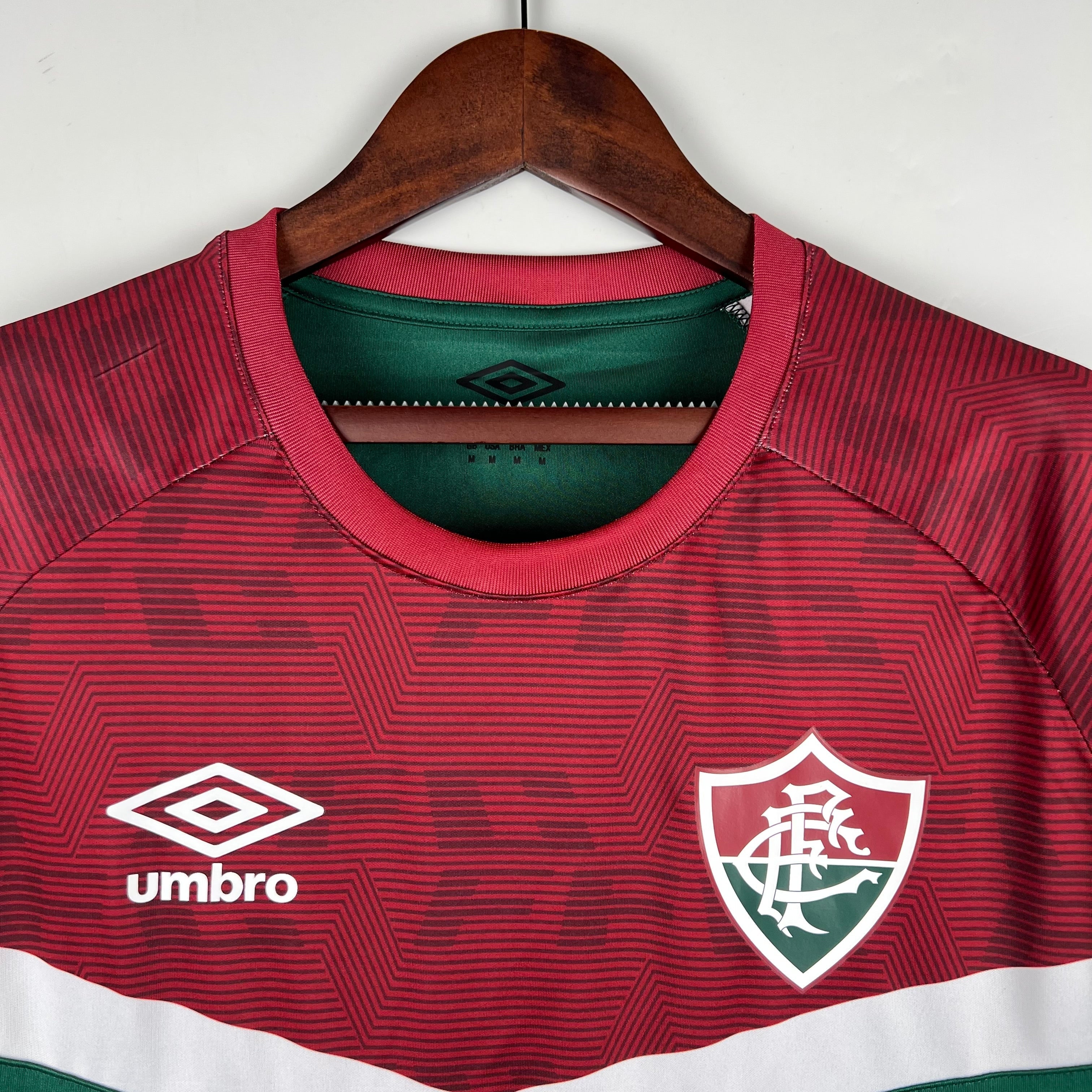 Sponsor Olmadan Fluminense Eğitimi I 23/24 Adam