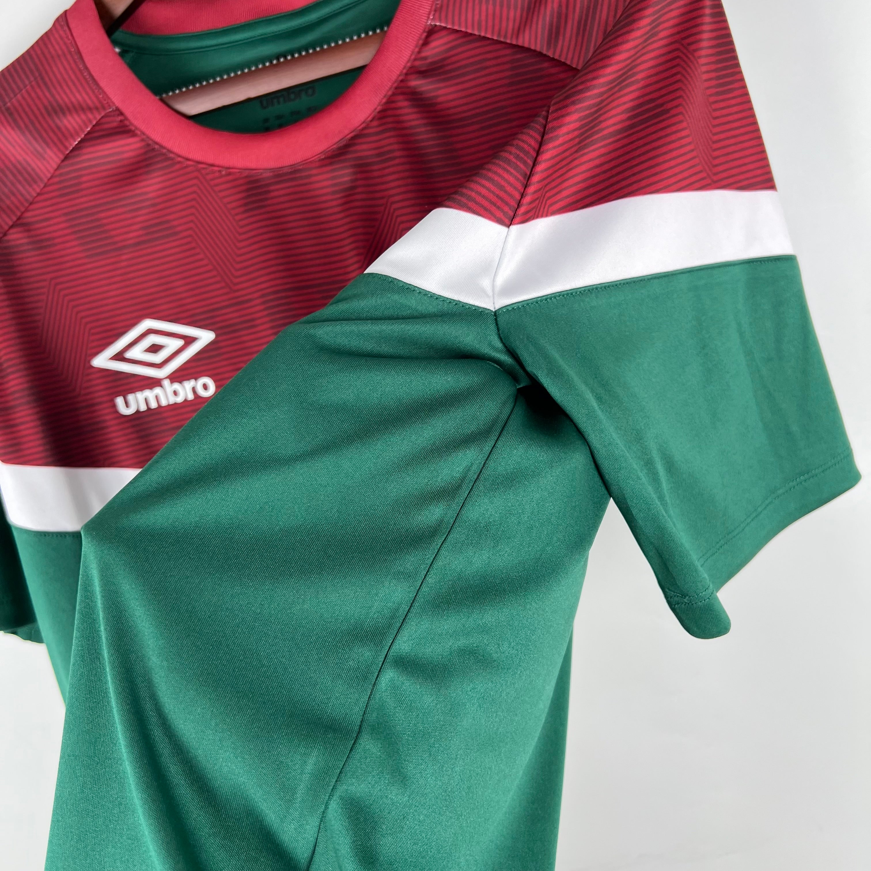 Sponsor Olmadan Fluminense Eğitimi I 23/24 Adam