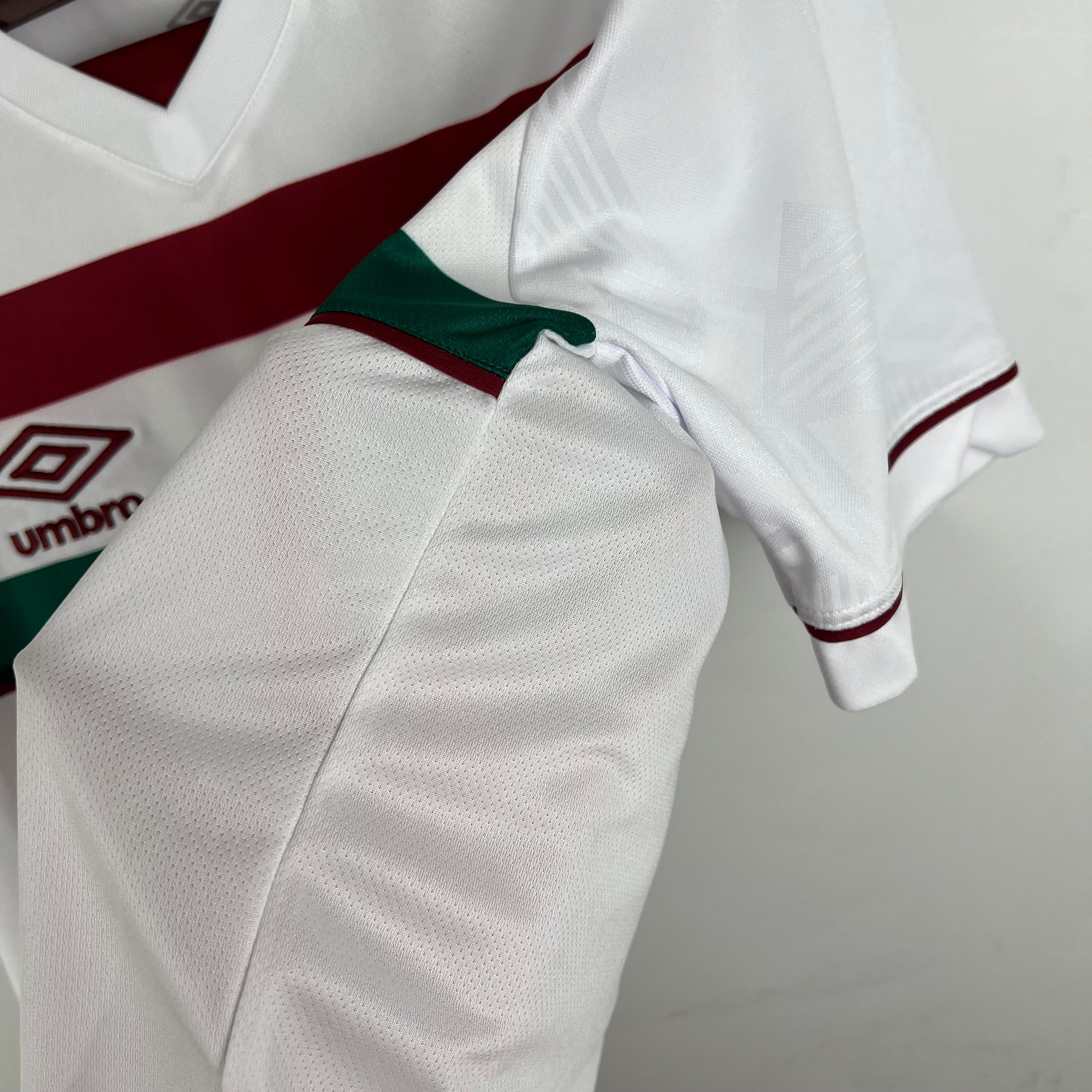 Fluminense i met sponsor 23/24 man