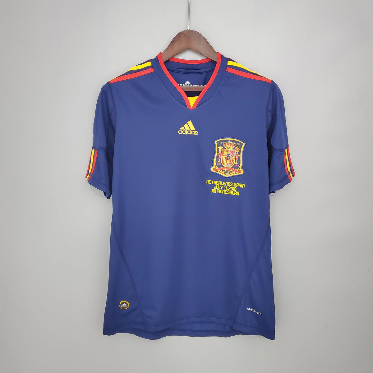 ESPAÑA l 2010 (RETRO)