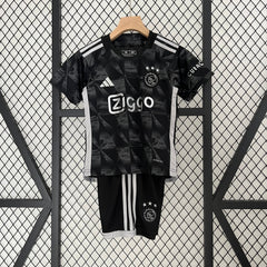 Ajax III 23/24 Conjunto infantil